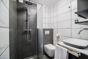 Holiday Home Mountainview Horizon with Private Sauna & Hot Tub