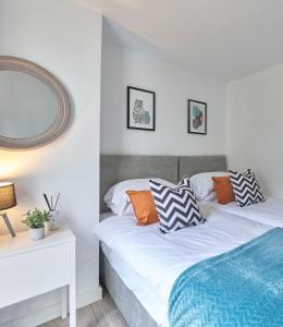 The Lush Apartment Cardiff Central 2 Bedrooms