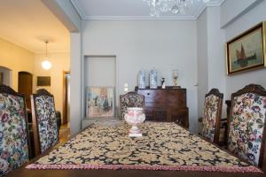 Acropolis Metro Station- Great Located Flat 125m2