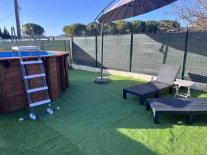 Appartements T3 avec piscine privee et aire de jeux au milieu des vignes : photos des chambres