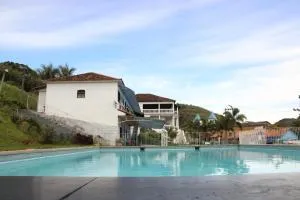 Hotel Sacra Família Oficial - 皮拉伊河畔巴拉