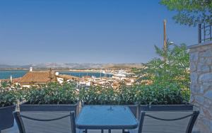 Sitovolonas Superior Accommodation