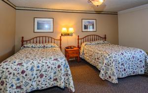 Suite with River View room in Westgate Inn