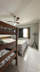 Apto aconchegante c Wi-Fi e varanda para descansar