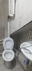 Small Apartment PRIVATE bathroom STRONG WI-FI