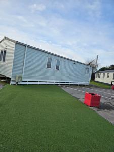34 Brean Leisure Park Unity Beach 6 berth Passes optional No pets