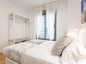 H2M Dos Aceras Loft ground floor, air conditioning, wifi