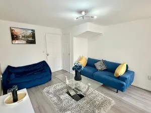 Charming, 3 Bedroom, 2 Bathroom House - Coxhoe