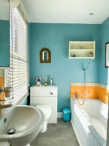 Cosy & Stylish 2 Bedroom City Centre Oasis - FREE Secure Parking