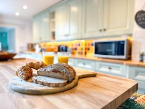 Cosy & Stylish 2 Bedroom City Centre Oasis - FREE Secure Parking