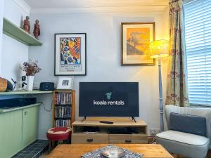 Cosy & Stylish 2 Bedroom City Centre Oasis - FREE Secure Parking