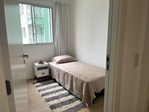 Apartamento de 2 quartos, com piscina e há 10 km de copacabana