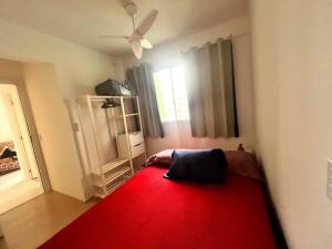 Apartamento de 2 quartos, com piscina e há 10 km de copacabana