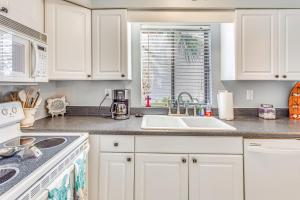 1 Mi to Ocean Condo in North Myrtle Beach