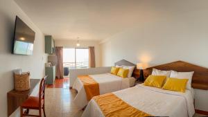 Monaco Apartments Chicama