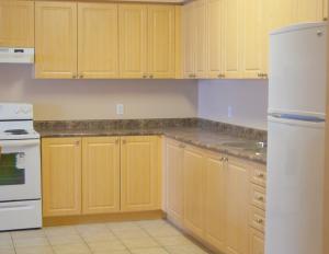 Hotel Laurier - Apartment Style Residence