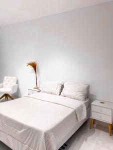 Ótima localização no Centro do RJ, frente ao metrô