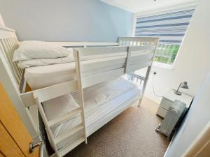 2 Bedroom Chalet SB57, Sandown Bay, Isle of Wight