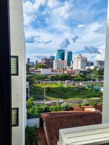 Dpto de Lujo - Vista - Piscina - CoWork en Equipe