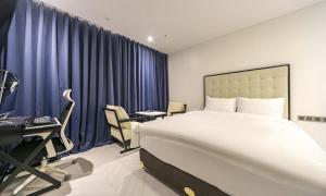 Daegu Dongseongro Hotel Labella