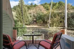 Nontas Home 27 - Komílion