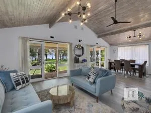 Sunset Escape - Wyee