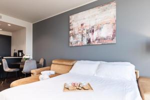 Free Parking in Luxury Suite with City View - Steps to Brignole Train Station