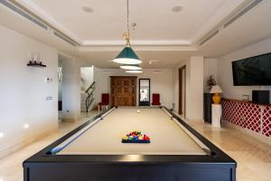 Luxury Modern 5BR Villa - Infinity pool & Panoramic sea views