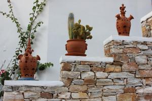 Panorama Rooms Sifnos Greece