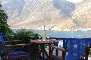 Panorama Rooms Sifnos Greece