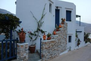 Panorama Rooms Sifnos Greece