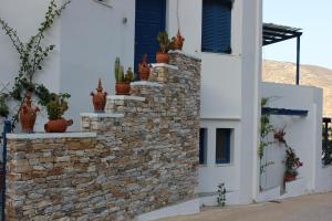 Panorama Rooms Sifnos Greece