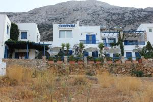 Panorama Rooms Sifnos Greece