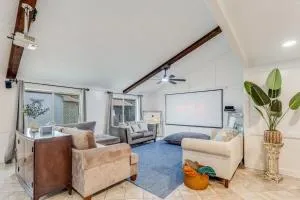 Saddle Up Stay Vacational Home Pool Tennis Court & TV Projector! - دير بارك