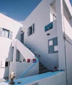 Smarula Villa Santorini Greece