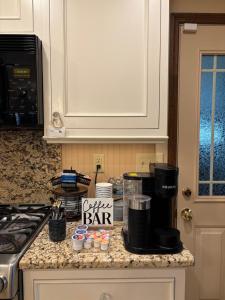 Bluegrass Resort - Nature rich escape, Between the Creation & ARK, Fully equipped kitchen, Pet friendly, Fire pit