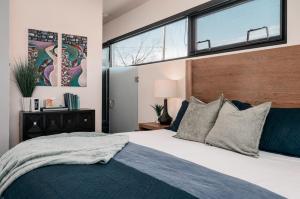 Vitalia Fantastic 1BR Studio Downtown