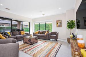 Point Cook Serenity Stay 4 Bedrooms