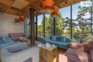 StayVista at Serene with Outdoor Bonfire