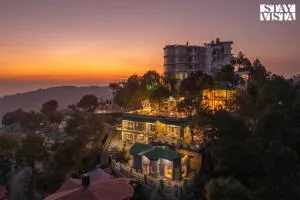 StayVista at Serene with Outdoor Bonfire - Dagshai