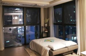 Phòng gia đình với phòng tắm riêng. (Family Room with Private Bathroom)