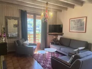 Maison spacieuse avec parking et balcon à Cauterets - FR-1-812-21 - Viscos