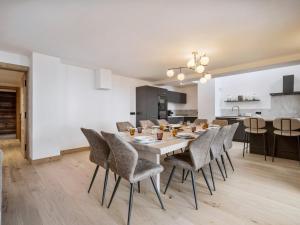 Appartement ski-in ski-out pour 10 avec Wifi - FR-1-570-65