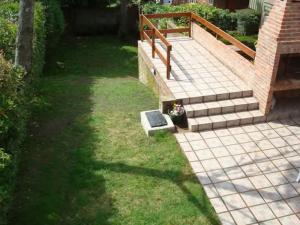 Casa tipo Dúplex en zona Golf de Pinamar, a 4 cuadras de la playa - Unidad B, De los Pingüinos y Sirenas