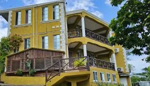 Free Airport Pickup - Spacious 1-Bedroom Apt #2 - 5 Mins to SGU - The Lime