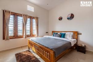 StayVista at White Meadows - BBQ & WiFi