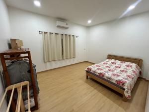 Japanese-inspired minimalistic house