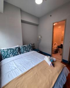 1BR Condotel - Forbeswood Parklane near St Lukes BGC Taguig