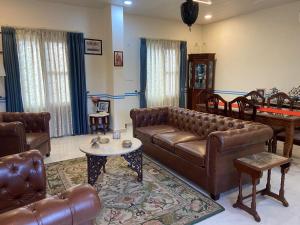 A heritage homestay - kishore niwas haveli in the old city