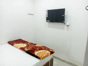 OM Kashi pg guest house